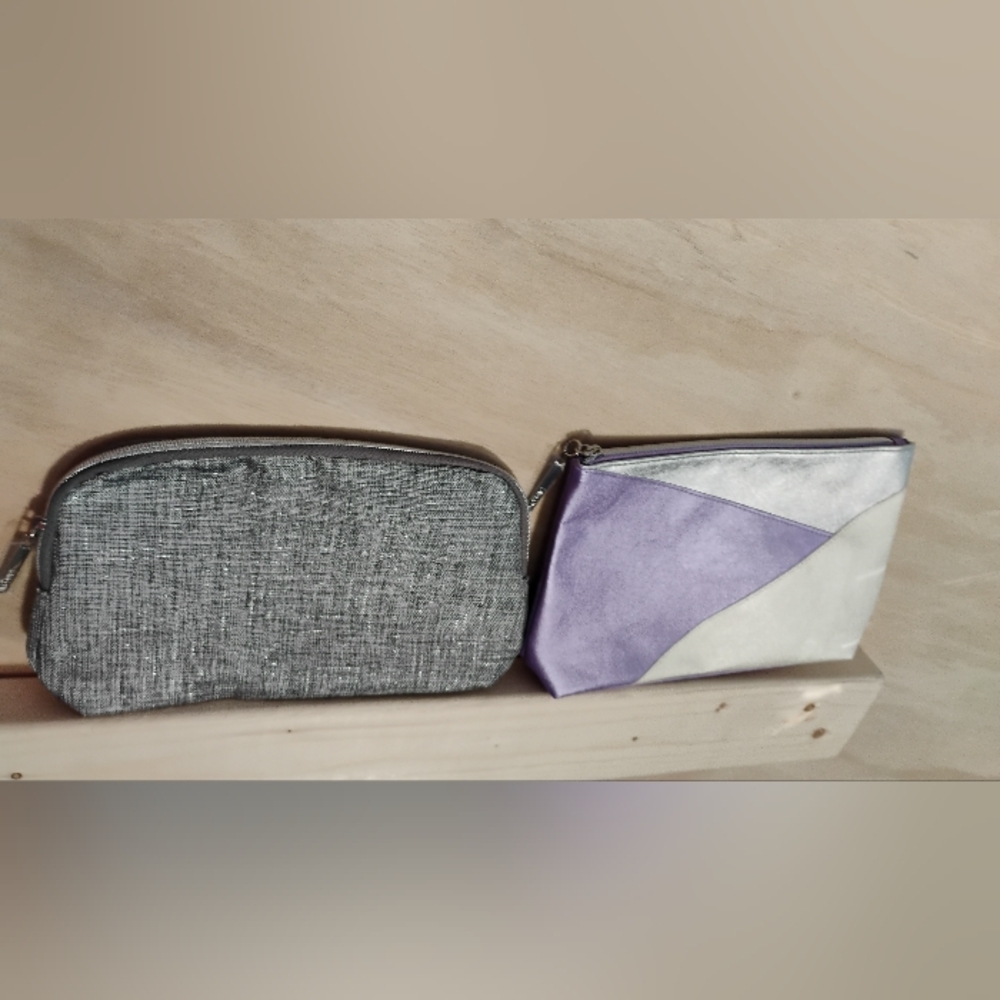 Gray and Purple Clutch Set
